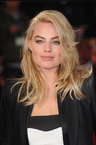 Margot Robbie focus Special Screening in London 2.11.2015
91 Photos
Photoset #285079
@BestEyeCandy.com