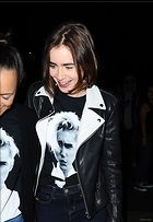 Lily Collins leaving Justin Biebers concert in Los Angeles, 21.03.16
3 Photos
Photoset #312275
@BestEyeCandy.com