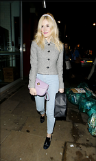 Pixie Lott out and about candids in London April 7
12 Photos
Photoset #260328
@BestEyeCandy.com