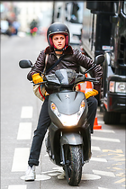 Kristen Stewart on the set of Personal Shopper in Parist
41 Photos
Photoset #298984
@BestEyeCandy.com