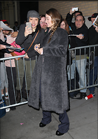 Olivia Wilde outside the Apple Store in New York City, 17.03.16
22 Photos
Photoset #312027
@BestEyeCandy.com