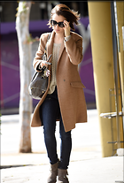 Lily Collins leaves Her Apartment in Los Angeles 03-07-2016
17 Photos
Photoset #319352
@BestEyeCandy.com