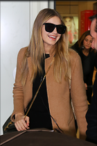 Gigi Hadid at Charles De Gaulle Airport in Paris 01-19-2016
19 Photos
Photoset #400452
@BestEyeCandy.com