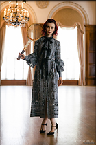 Lily Collins who What Wear 2016
5 Photos
Photoset #331724
@BestEyeCandy.com